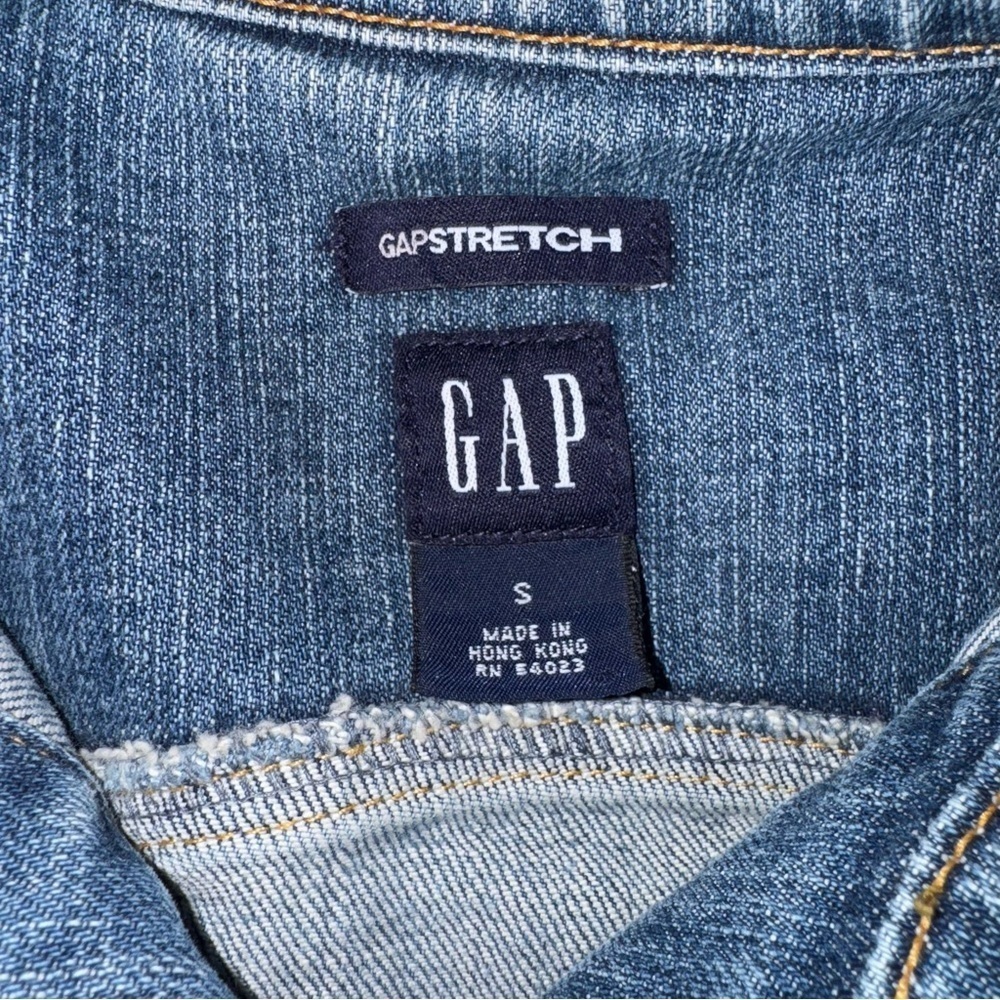 GAP Kids Small Faded Denim Trucker Jean Jacket 2000’s - Picture 3 of 6